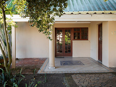 The Country Guesthouse - Family Suite Room 12