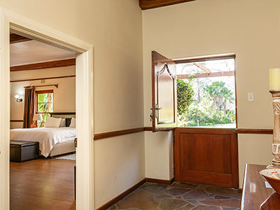 The Country Guesthouse - Family Suite Room 13