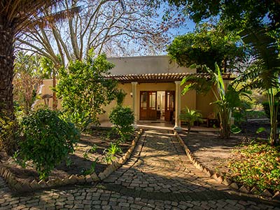 The Country Guesthouse - Garden Rooms